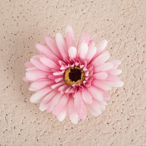 Cap de gerbera artificială 9cm – Roz pal  