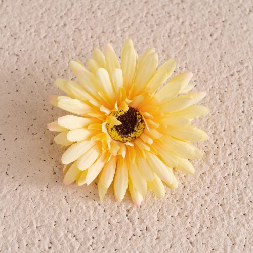 Cap de gerbera artificială 9cm – Galben  