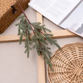 Ramură subțire de brad cu conuri, 63cm