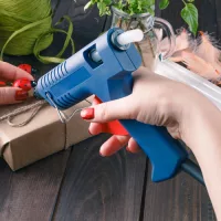 Accesorii florale și creative