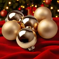 Globuri și vârfuri de Crăciun