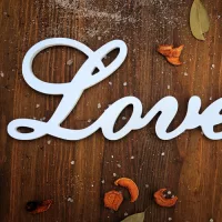 Inscripții, tăblițe, figurine